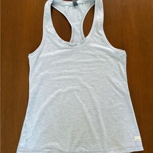 Women's Vuori workout tank. Size small